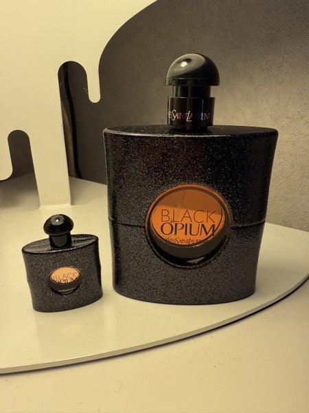 Black Opium by YSL Carousel 1