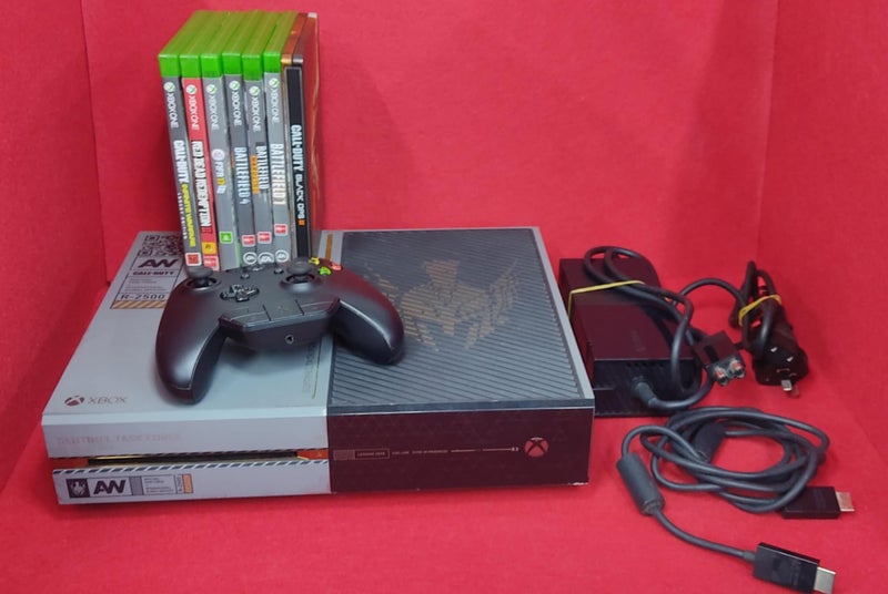 Xbox One Black Ops III Limited Edition Console + Games Carousel 1