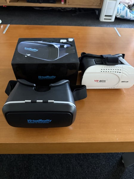 Virtual Reality Smart Phone Glasses x 2 Carousel 1