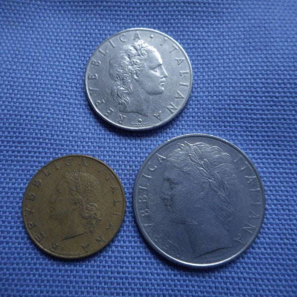 10 Italy Coins. Carousel 11