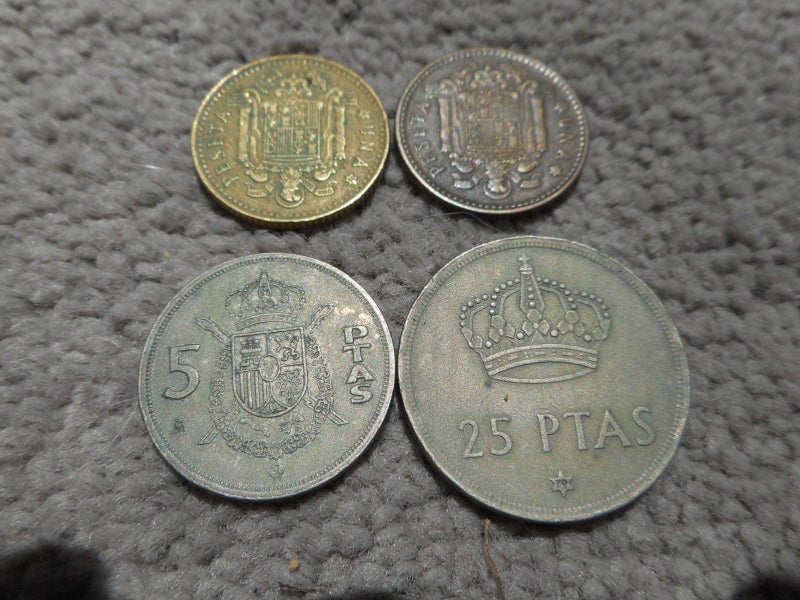 Four (4) Spain Coins. Carousel 1