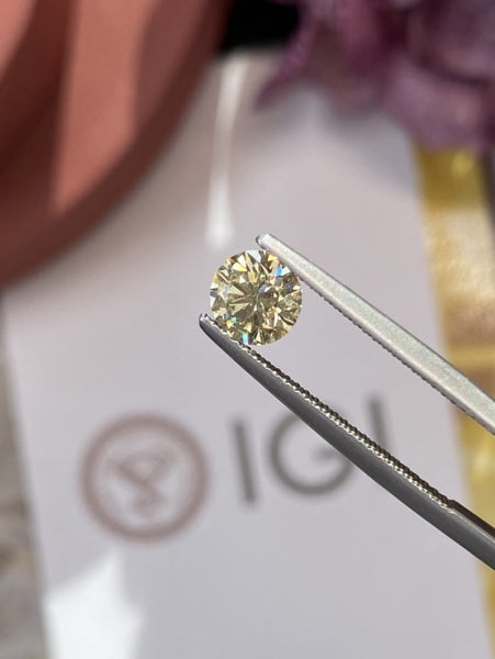$1 RES ~ $3000 Value * 1.01ct Fancy Light Yellow Diamond Round Brilliant Carousel 7