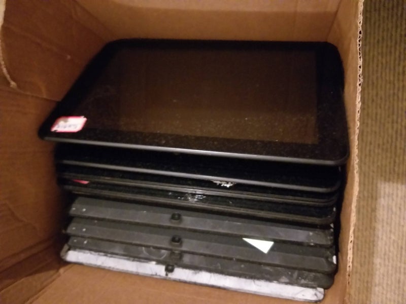 Bulk tablets and parts - NEED GONE, SELLING CHEAP Carousel 2
