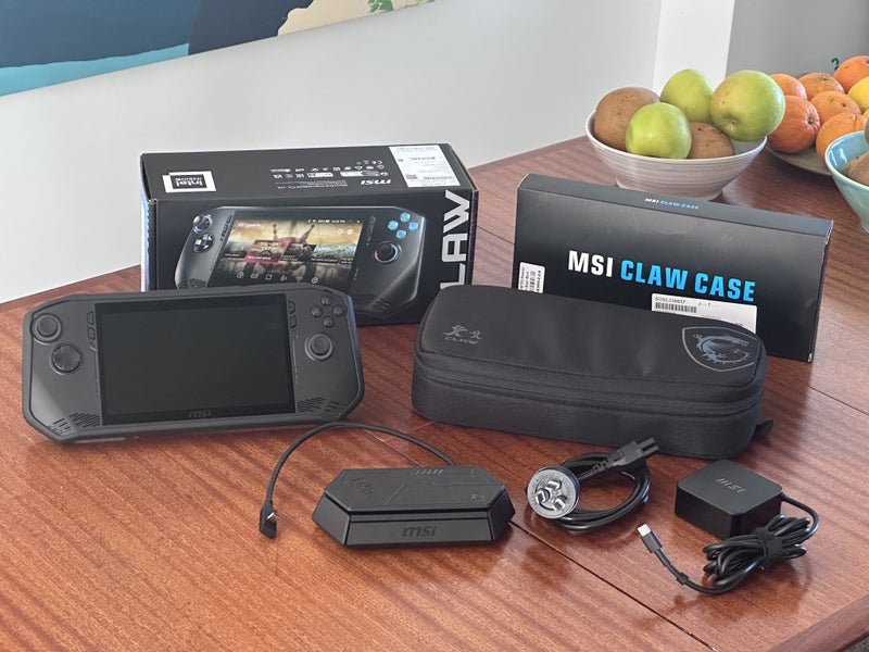 MSI Claw A1M Handheld PC - Core Ultra 5 - Excellent Condition + Accessories! Carousel 1