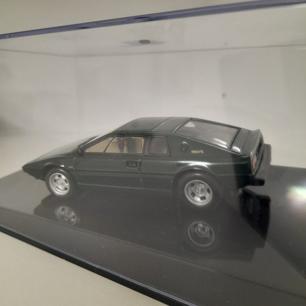 LOTUS TYPE 79 GREEN. 1:43 SCALE Carousel 1