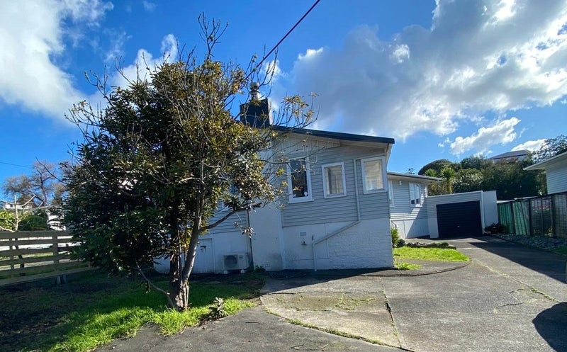 Image 1 of 11