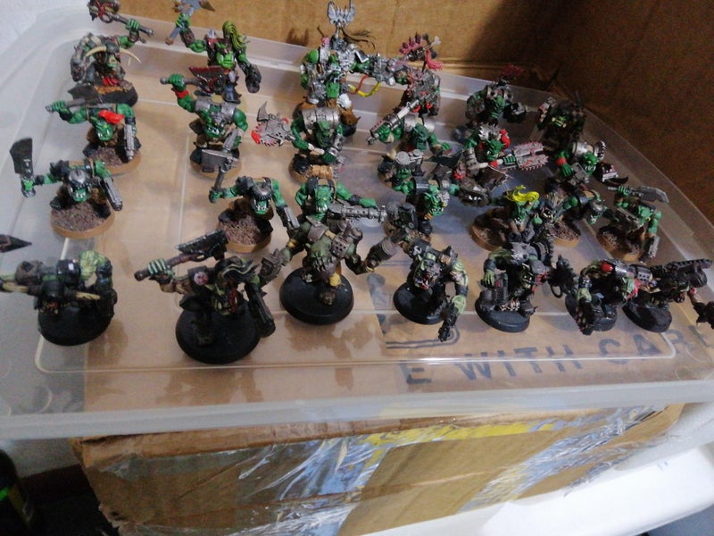Ork army x25 +1 boss Carousel 7
