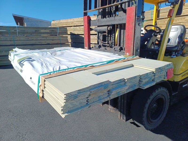 T&G PINE PALINGS - 135mm x 18mm - H3.2 PP - ( 39 x 1.8m ) - TS8000 Carousel 1