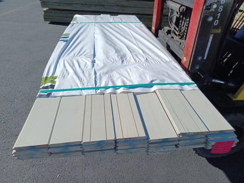 TG&V PINE FENCE PALINGS - 135mm x 18mm - H3.2 PP - (38 x 2.4m) - TS8002 Carousel 2