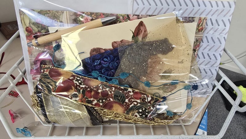 Junk Journal starter pack Carousel 1