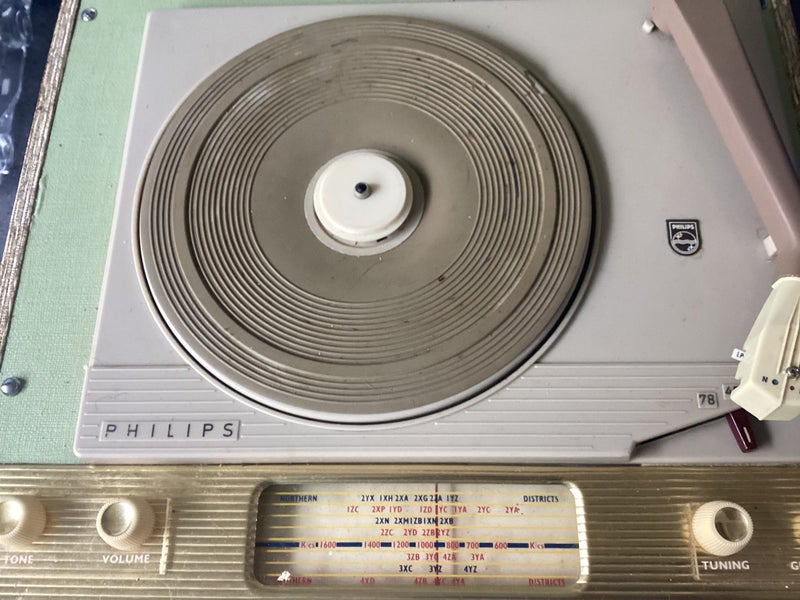 Vintage Philips Stewart Turntable /Radio. Carousel 2