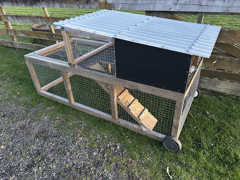 **As-new Handcrafted Luxury XL Rabbit hutch - Built to last - Bunny approved** Carousel 2