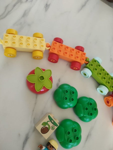 Lego Duplo Partial Fruit and Vege Tractor Set Carousel 5