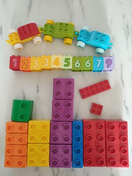 Lego Duplo 32 blocks, numbers, train cars Carousel 1