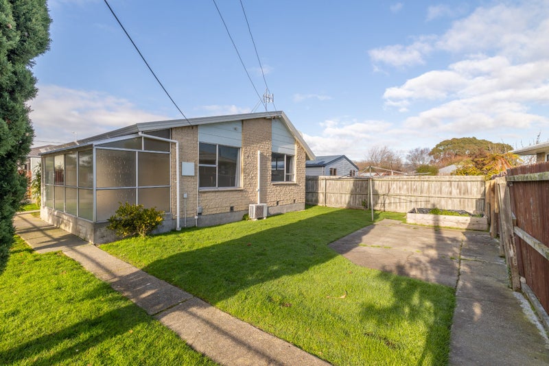 Image 1 of 20