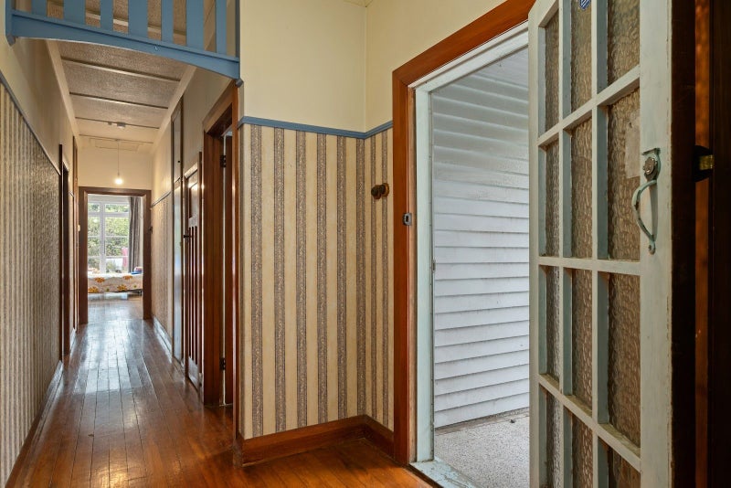 Image 2 of 12
