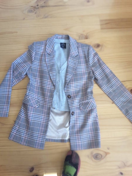 Great Woman's Jacket Carousel 4