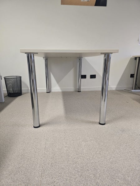 Office Desk Carousel 2