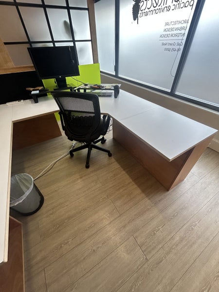 Office Desk set up Carousel 2