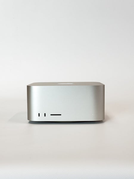 Mac Studio M1 MAX Carousel 2
