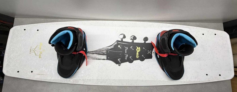 Ronix Press Play 2019 Wakeboard Carousel 2