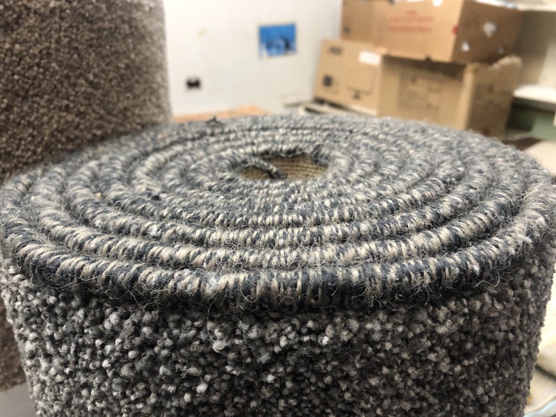 Back-room Bargain Nylon Runner 50 cm x 3.62metres Carousel 1