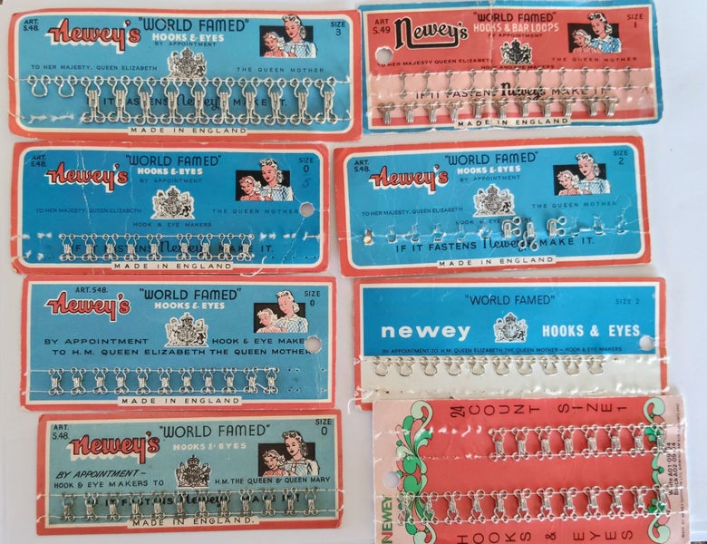 Various original 8 cards of vintage hooks and eyes Newey's brand Carousel 1