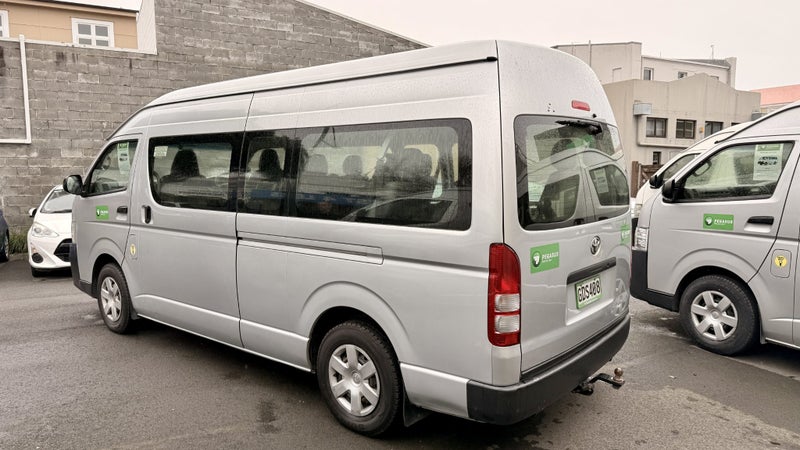 2011 Toyota Hiace Td63612858331395113