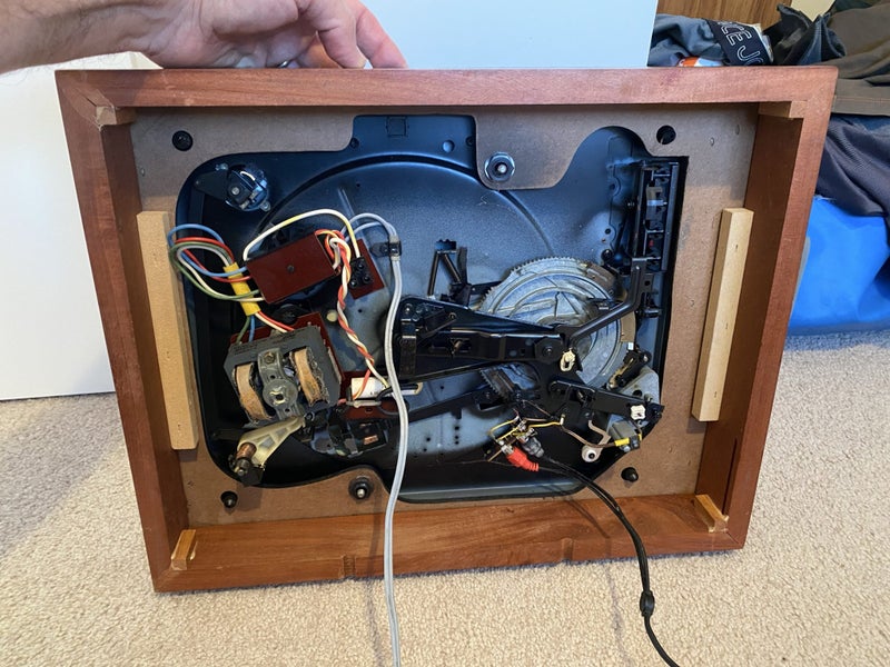 ELAC Micracord 760 Automatic Turntable Carousel 2