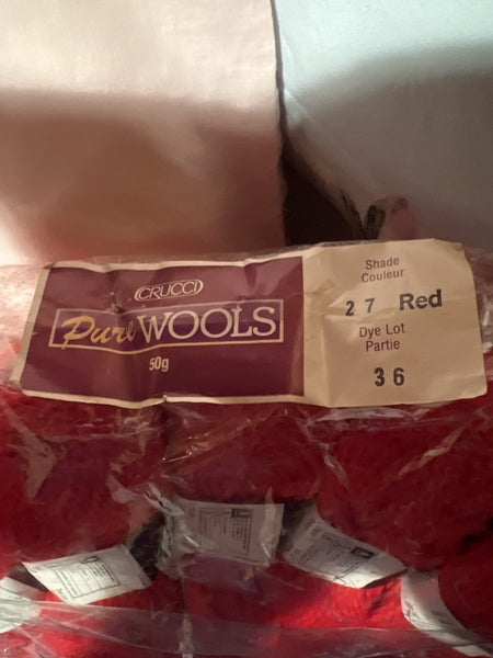 Pure Red Wool x 10 Carousel 2