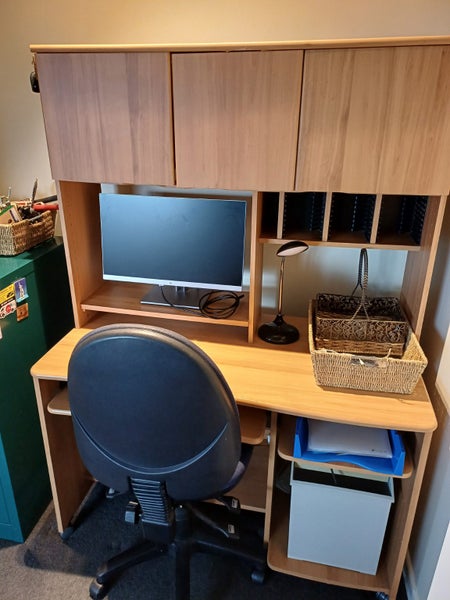 Home Office Desk and Storeage Carousel 2