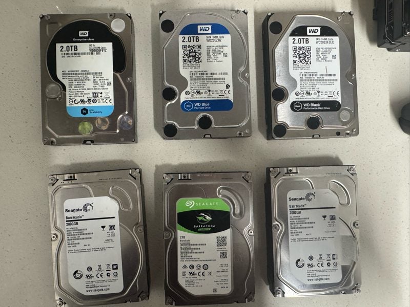 2TB 3.5 inch HDD*6 Carousel 1