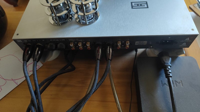 Schiit Audio Freya tube preamp v.163614023063810112