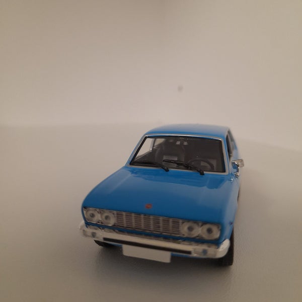 FIAT 128 COUPE 1:43 SCALE Carousel 1