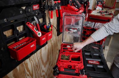 Milwaukee PACKOUT Rectangle Nesting Bin Set 2 Pack Carousel 3