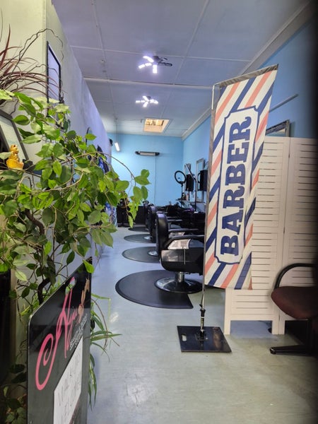 Barber Shop Set Up with a separate Beauty Room for Sale, Rotorua $16,000 o.n.o Carousel 1