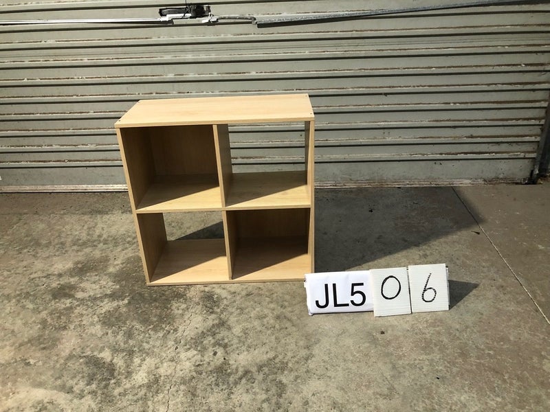 JL506 C7 - 4x Cube Storage/ Display Unit Carousel 1