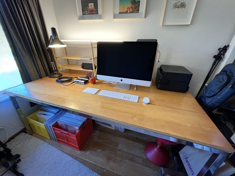 Big table - Desk, workspace, or dining table 2.03m x 1.05m Carousel 1