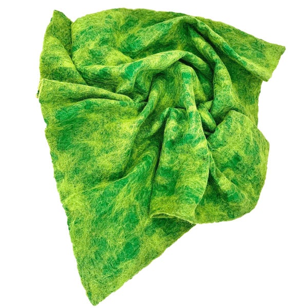Nuno Felt Play Cloth Medium Green Carousel 1
