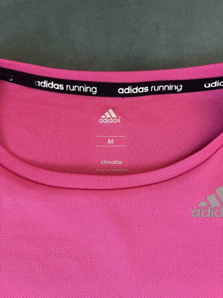 Adidas women’s sports top Medium63614939739650111