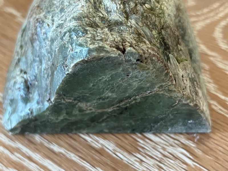 Pounamu Greenstone or nephrite jade from Hokitika 700g Carousel 9