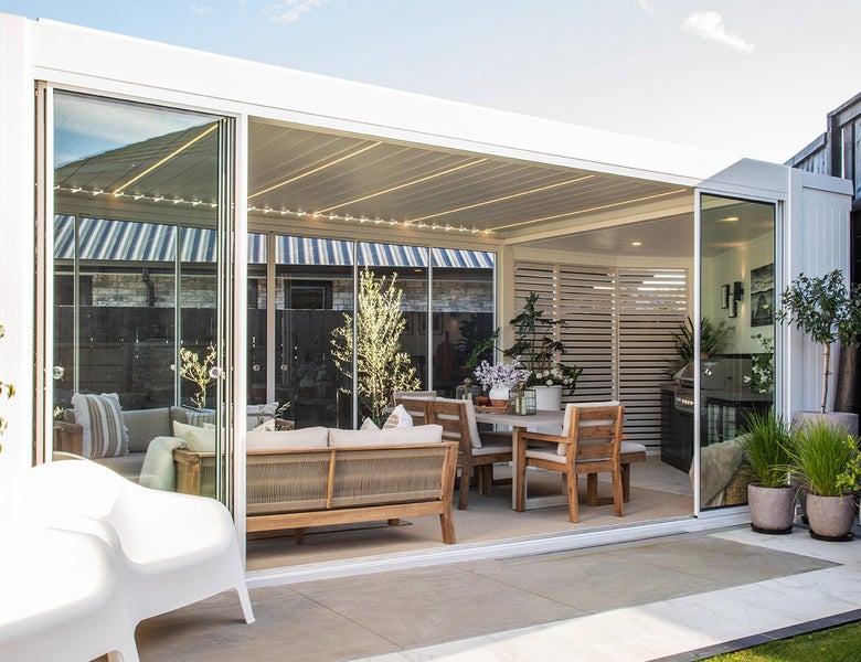 Final stock clearance- Frameless Glass Sliding Door 3m White Carousel 1