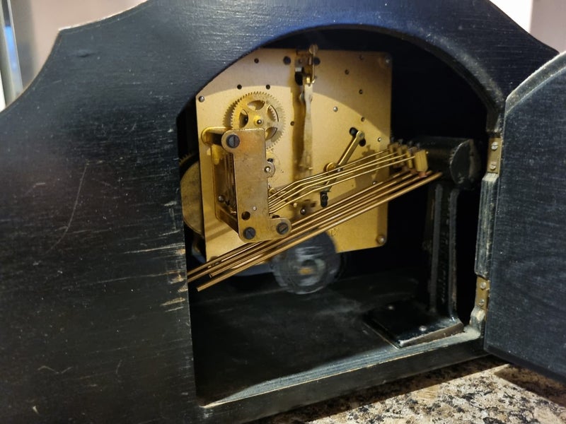 MUST BE SOLD PRICE SLASHED CHIMING CLOCK Carousel 2