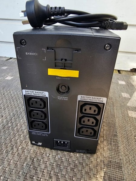 APC Back-UPS 800VA UPS Carousel 3