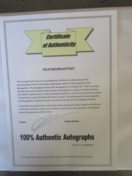 Felix Baumgartner "Skydiver/ Extreme Sportsman" signed Photograph Carousel 12