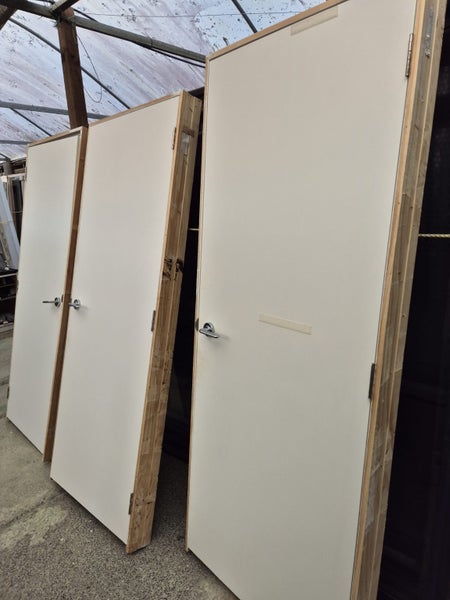 Interior prehung doors with hardware #2067 Carousel 1