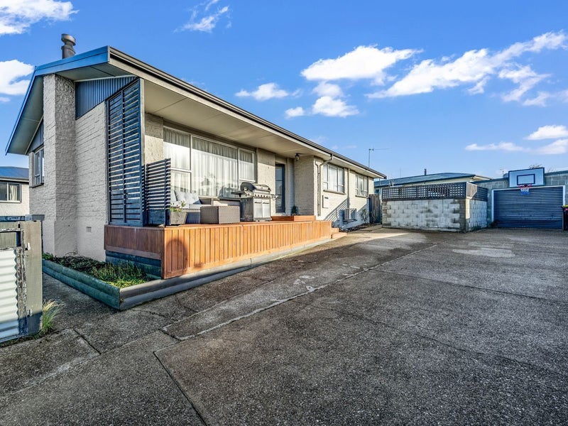 Image 1 of 35