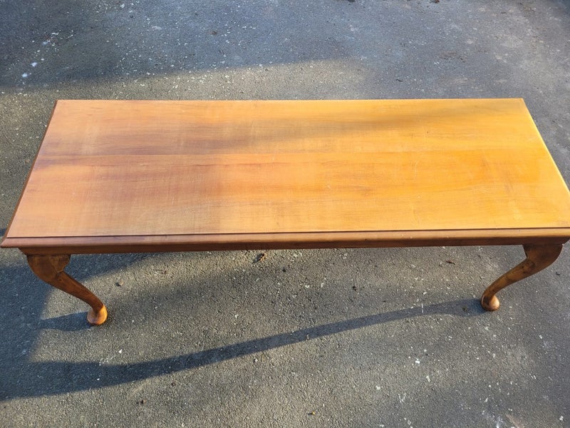 Rimu table ... Carousel 1