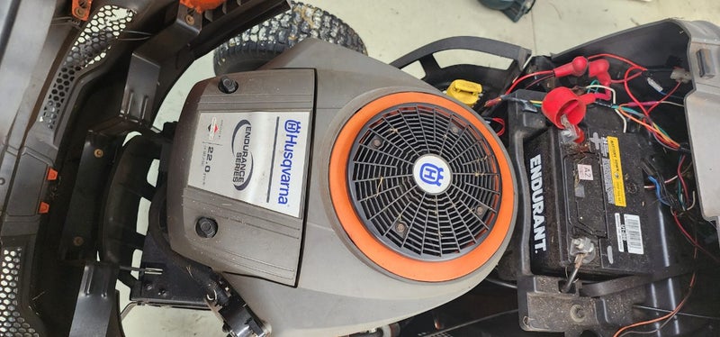 Husqvarna Ride on Lawn Mower 22hp Carousel 2