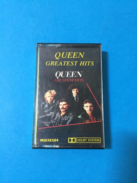 Queen: Greatest Hits (Cassette) Carousel 1